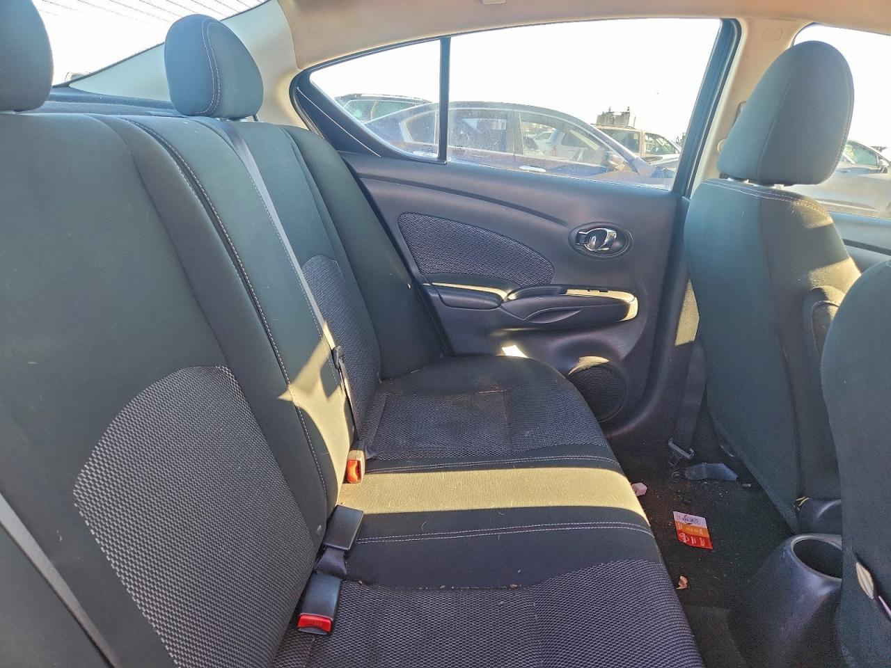 2017 NISSAN VERSA