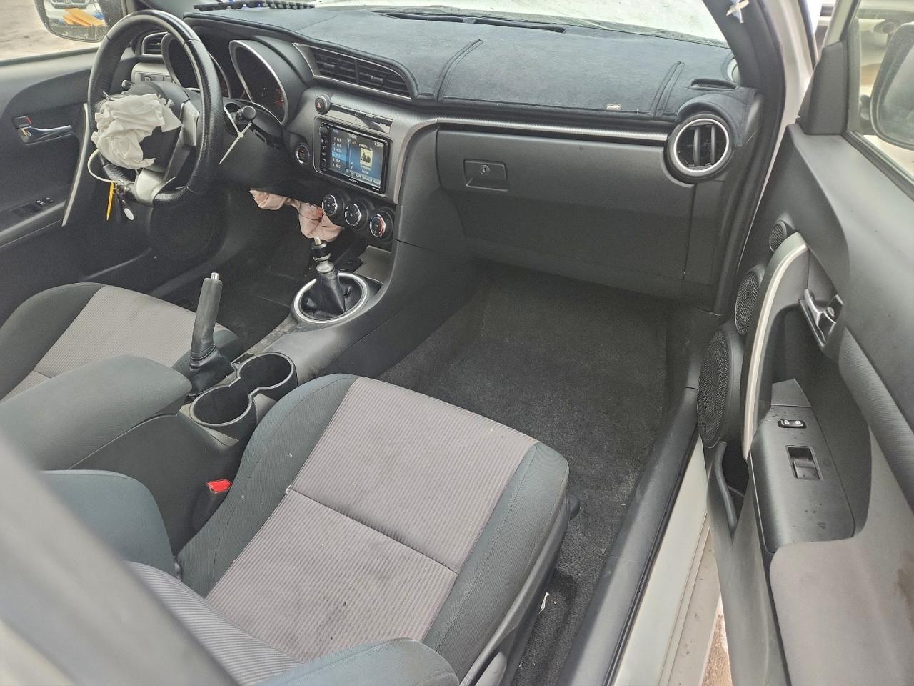 2016 TOYOTA SCION
