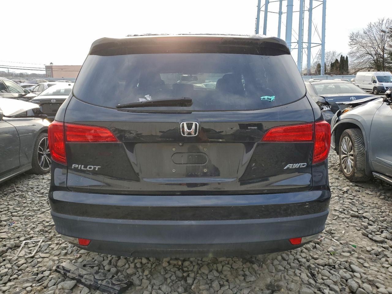 2016 HONDA PILOT
