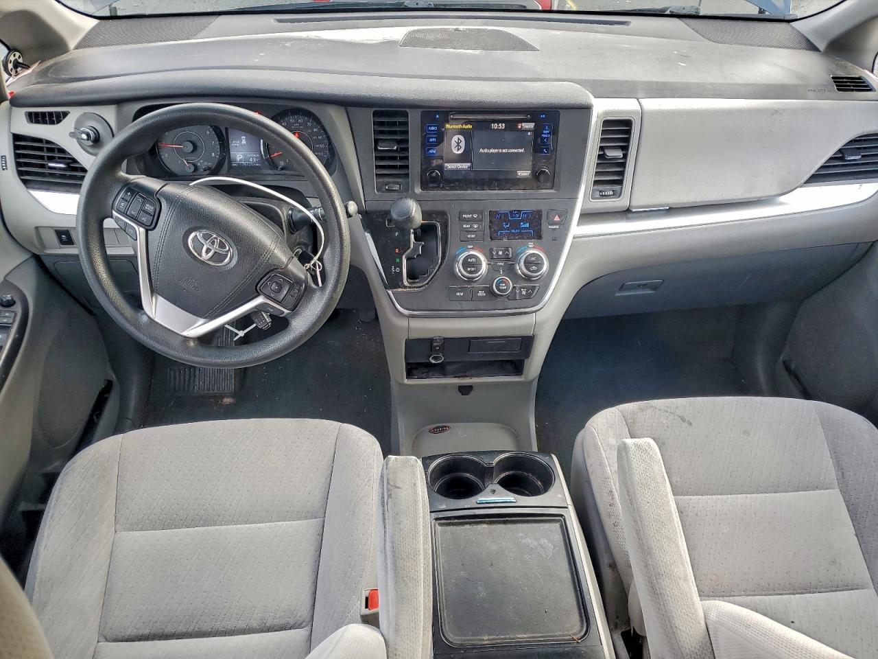 2015 TOYOTA SIENNA