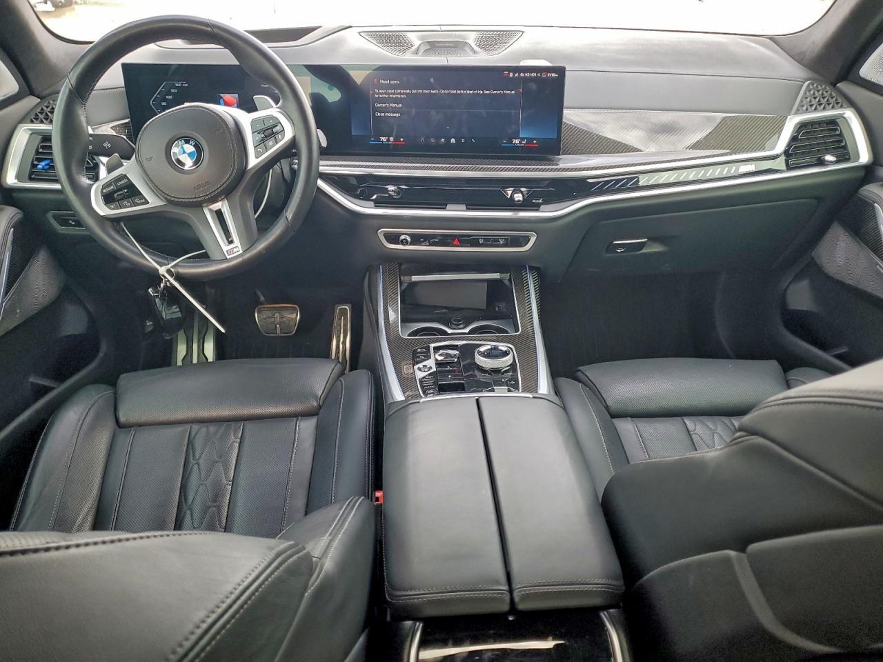 2024 BMW X7