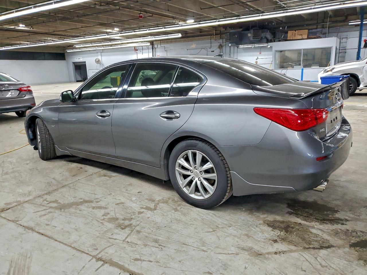 2017 INFINITI Q50