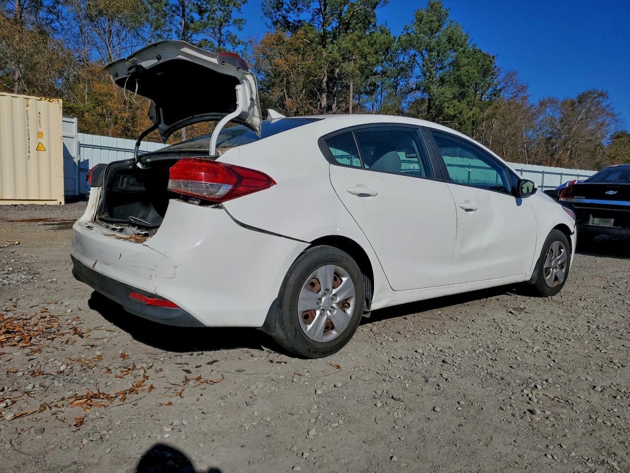 2017 KIA FORTE