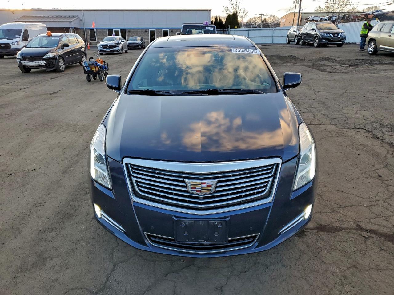 2016 CADILLAC XTS