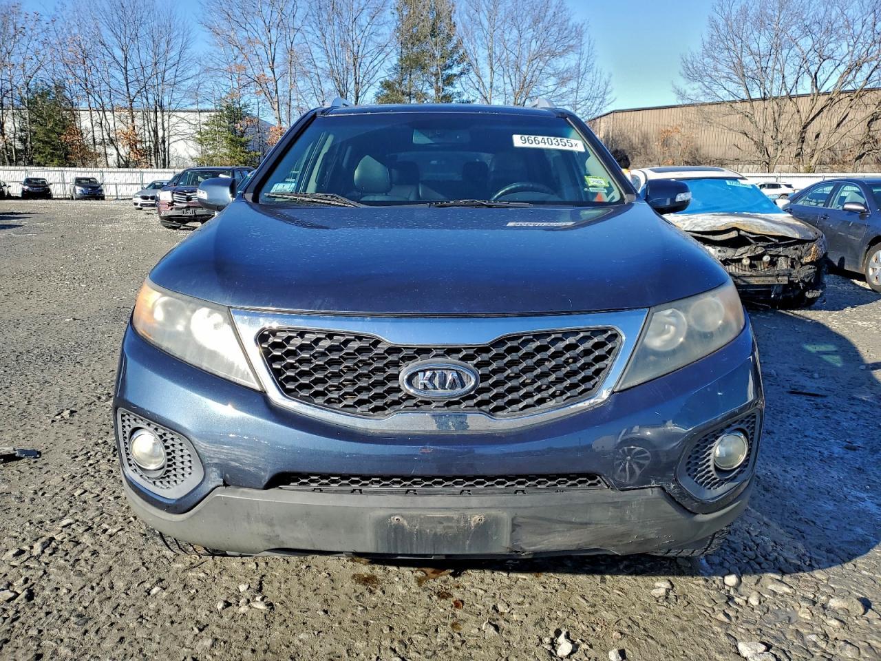 2011 KIA SORENTO