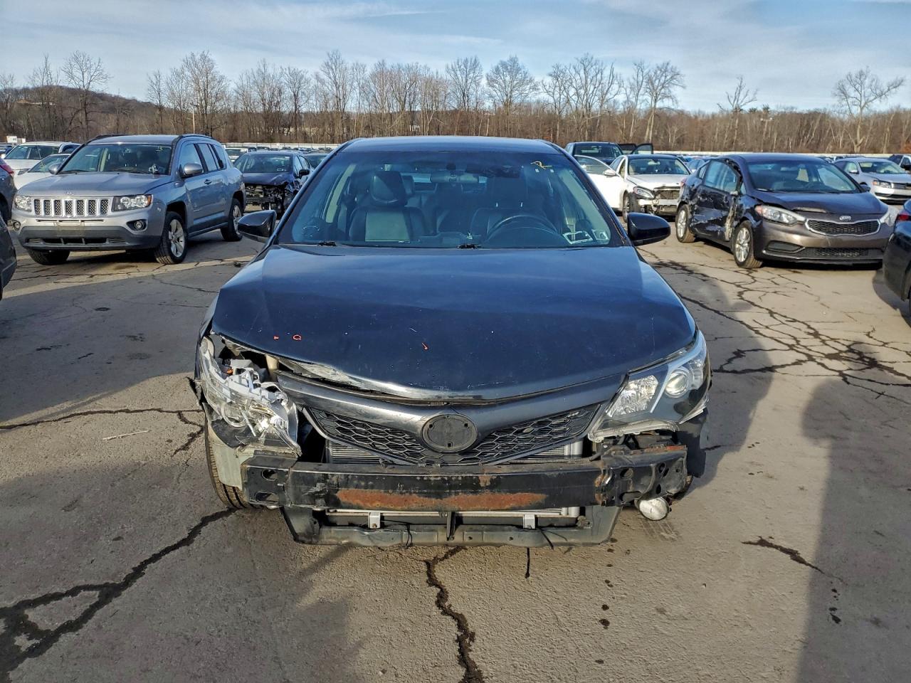 2014 TOYOTA CAMRY