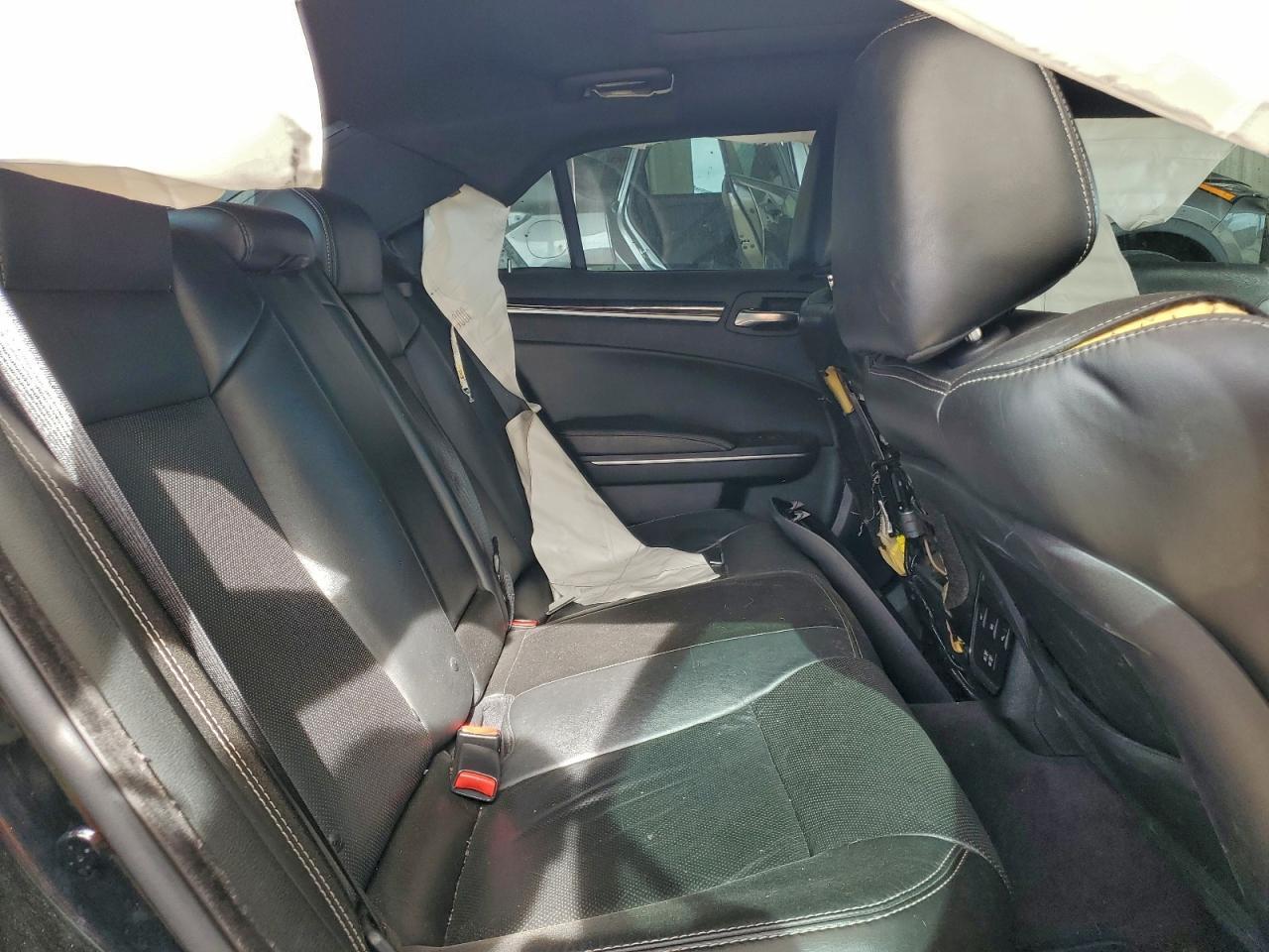 2018 CHRYSLER 300