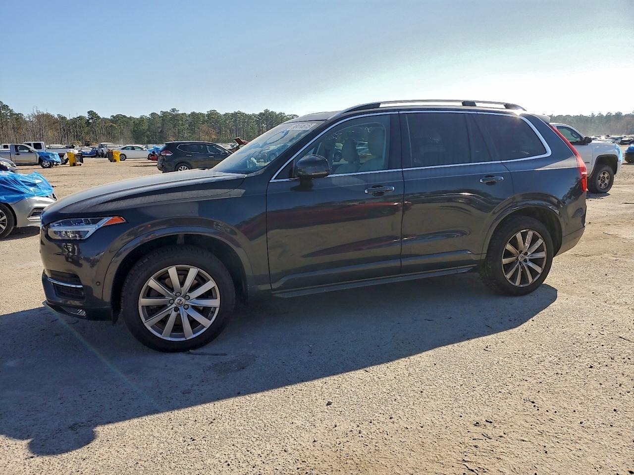 2016 VOLVO XC90