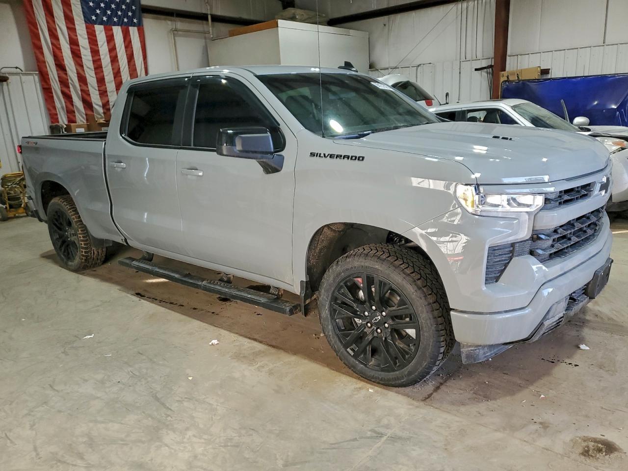 2024 CHEVROLET Silverado