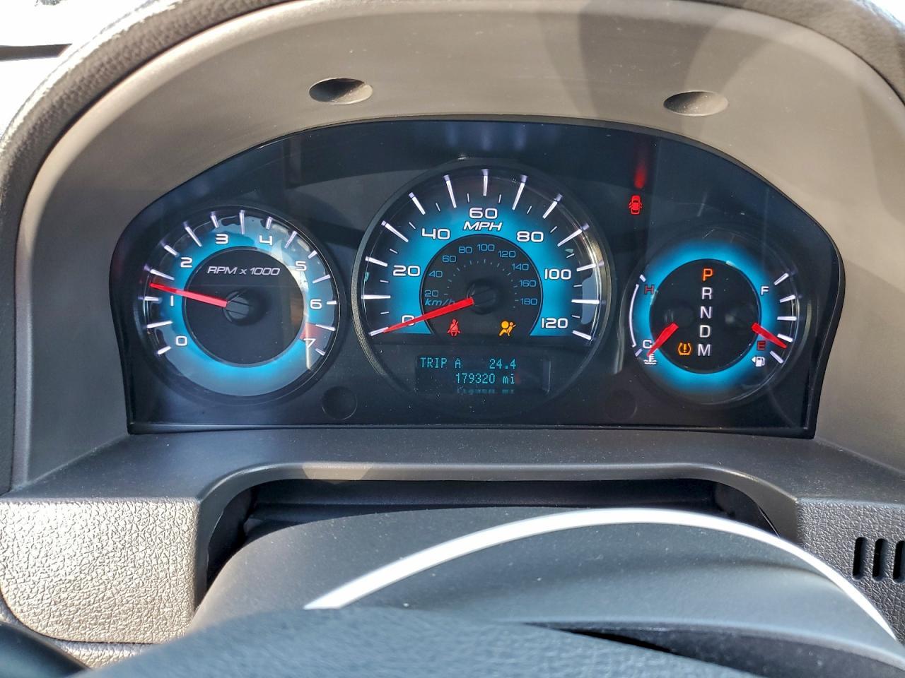 2011 FORD FUSION