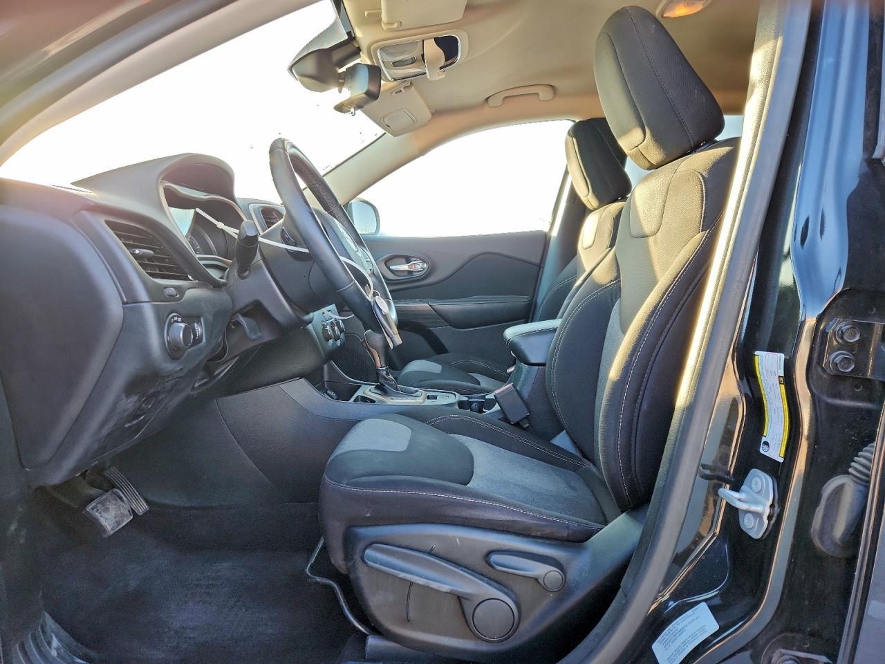 2016 JEEP CHEROKEE