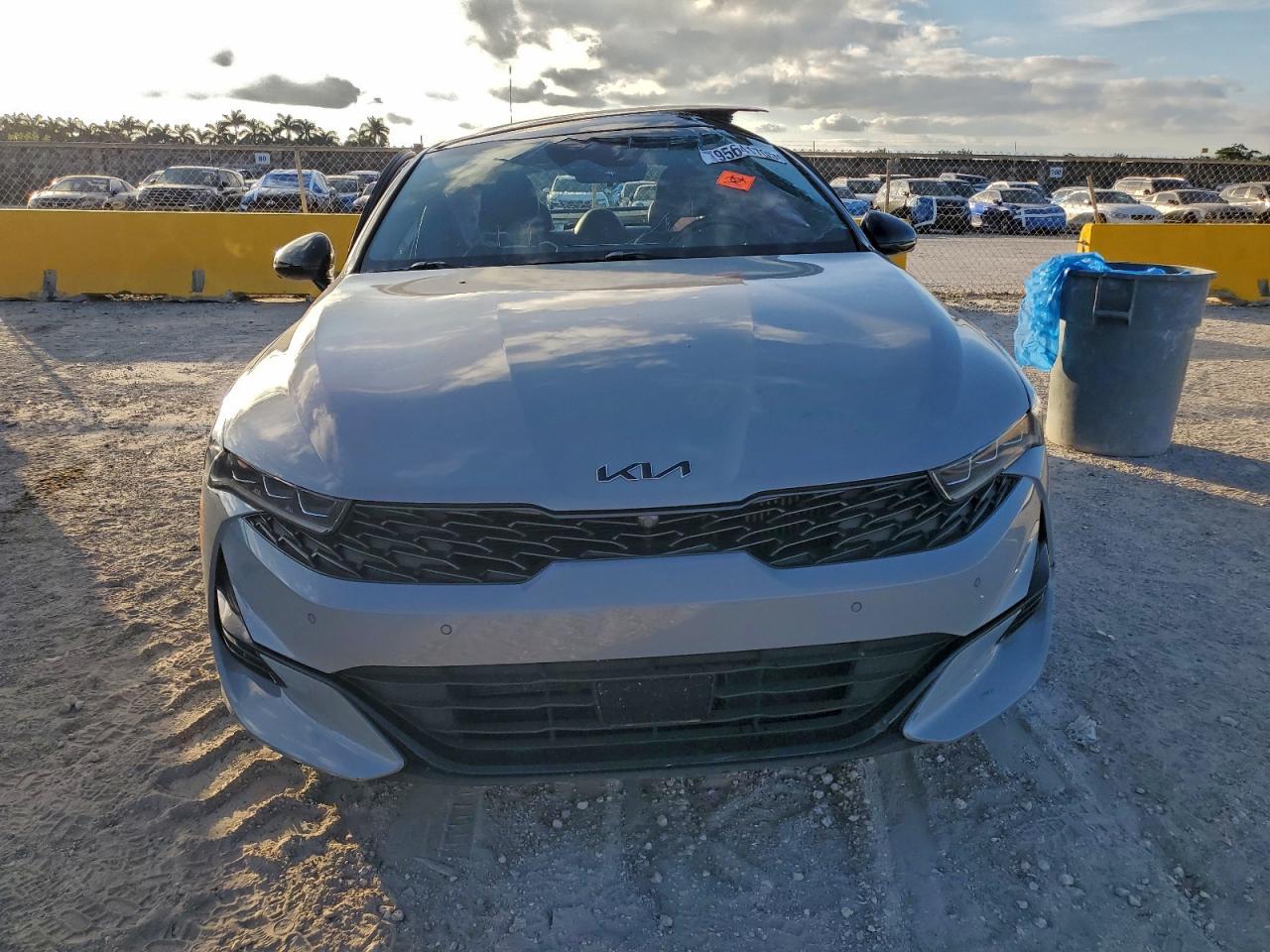 2022 KIA K5