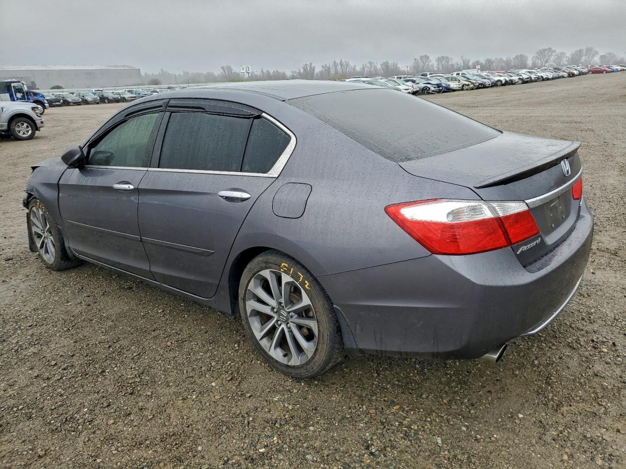 2015 HONDA ACCORD