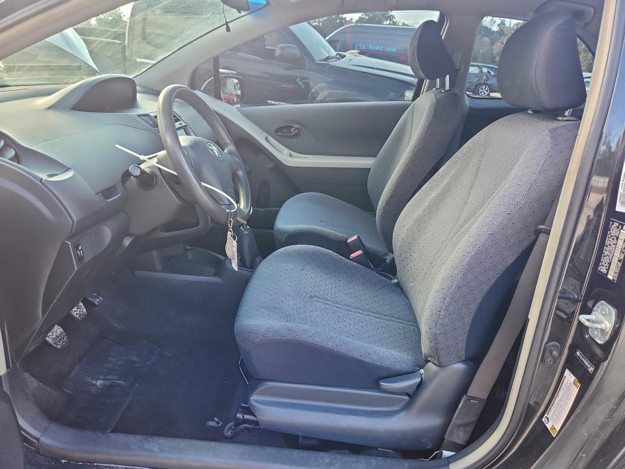 2011 TOYOTA YARIS