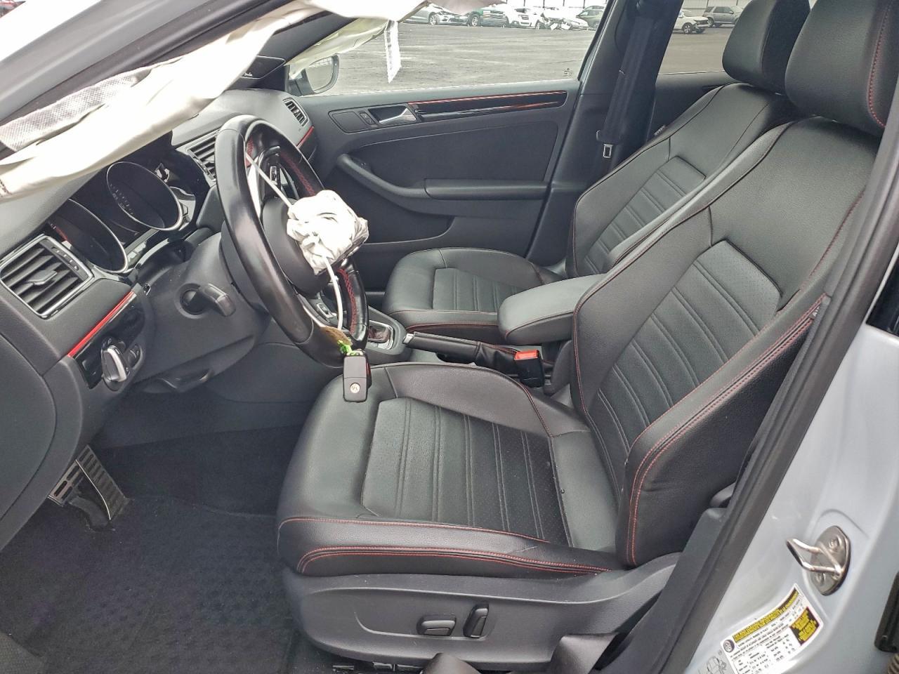 2017 VOLKSWAGEN JETTA