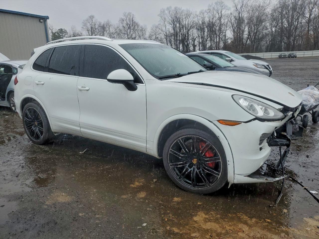2014 PORSCHE CAYENNE
