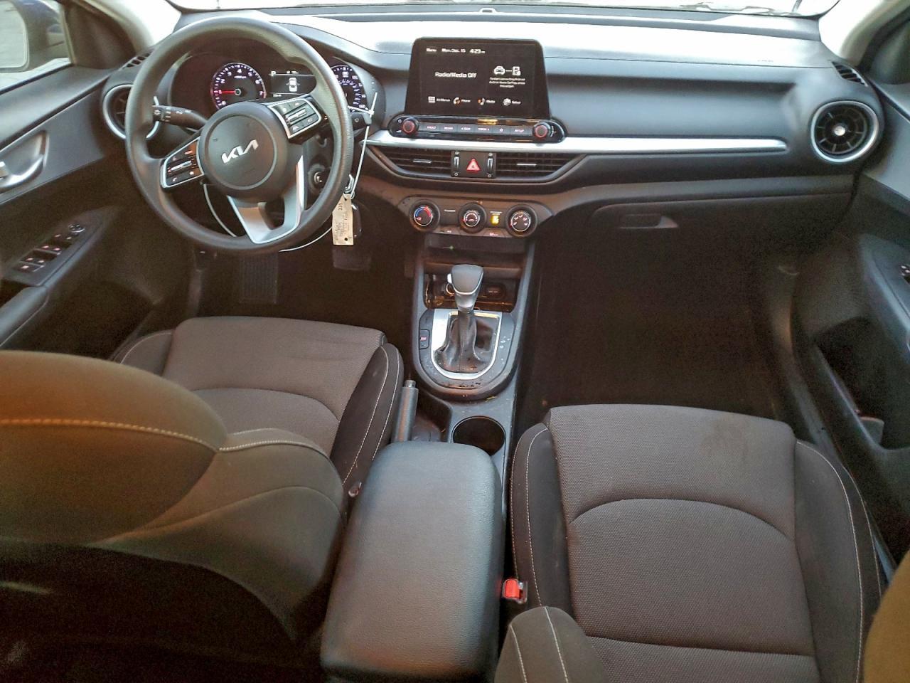 2023 KIA FORTE