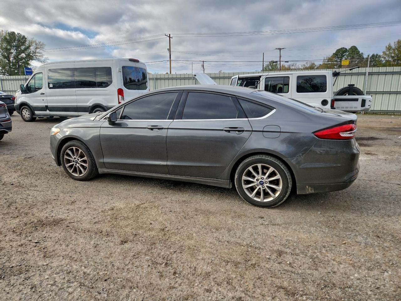 2017 FORD FUSION
