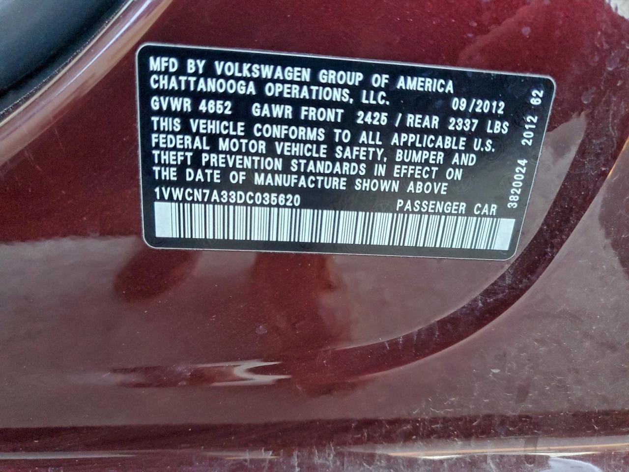 2013 VOLKSWAGEN Passat