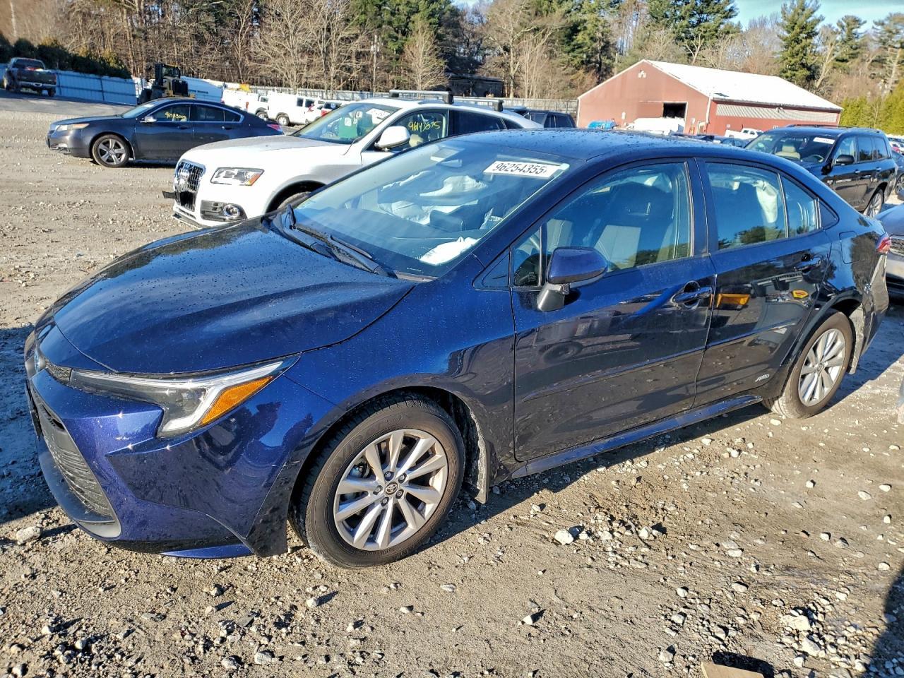 2025 TOYOTA COROLLA