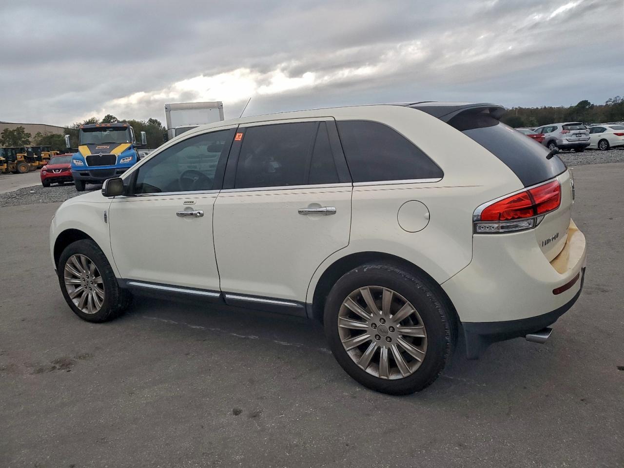 2013 LINCOLN MKX