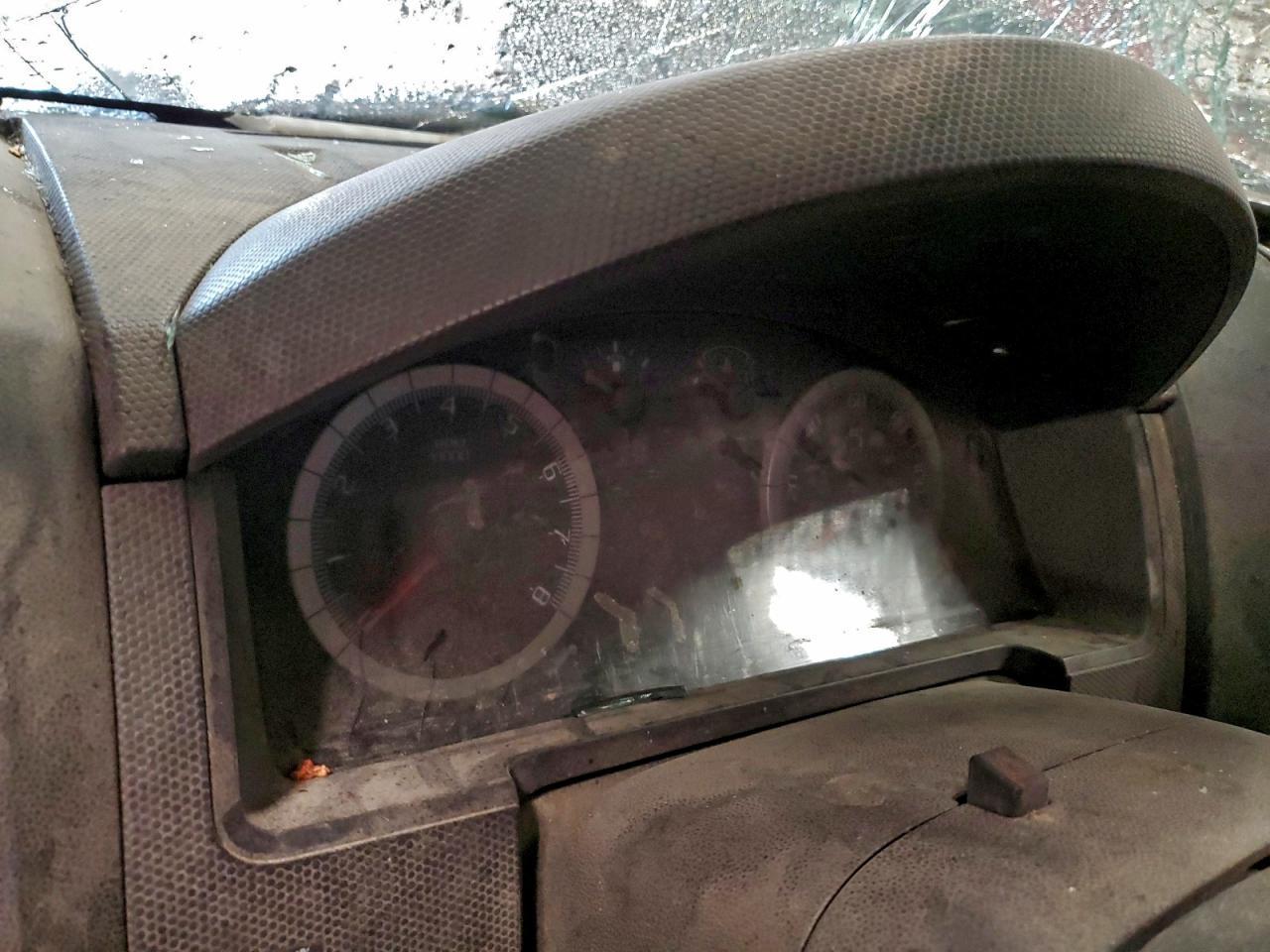 2010 FORD ESCAPE