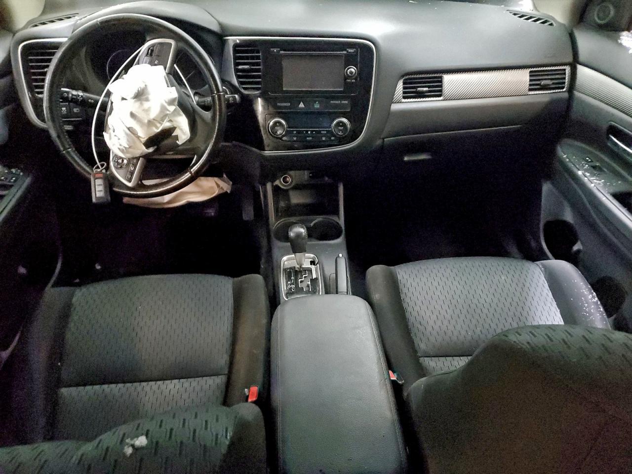 2014 MITSUBISHI outlander