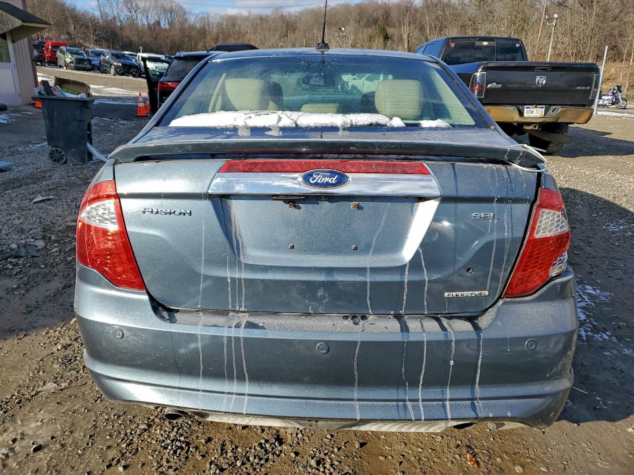 2011 FORD FUSION