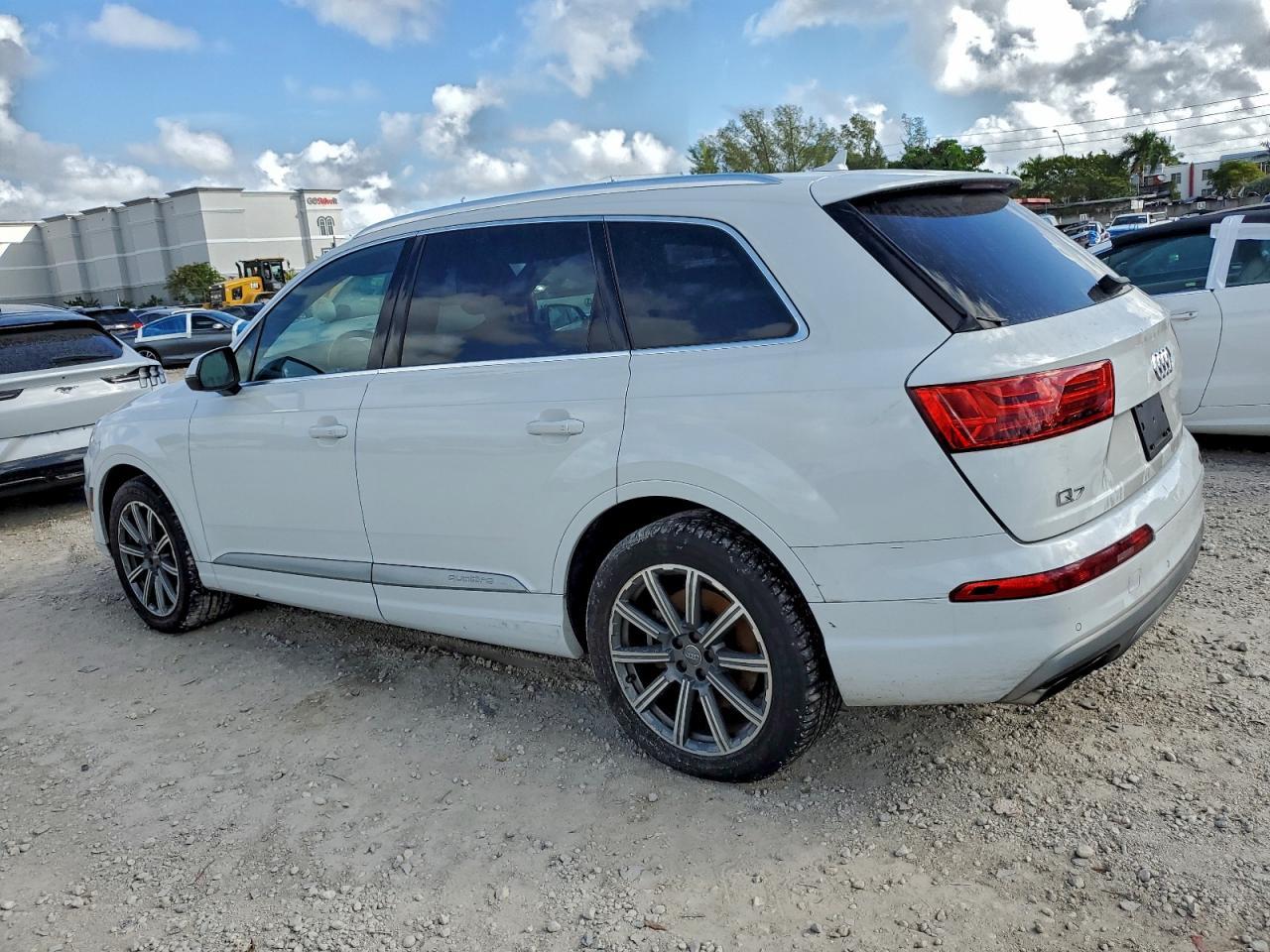 2018 AUDI Q7