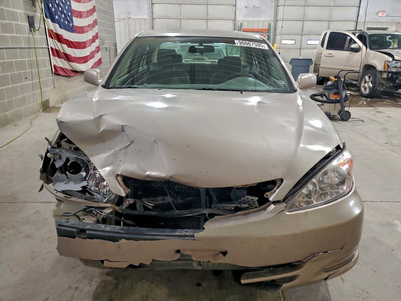 2004 TOYOTA CAMRY