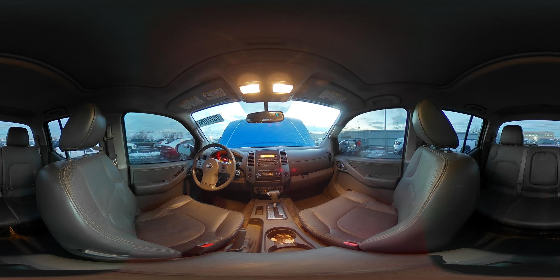 2012 NISSAN Frontier
