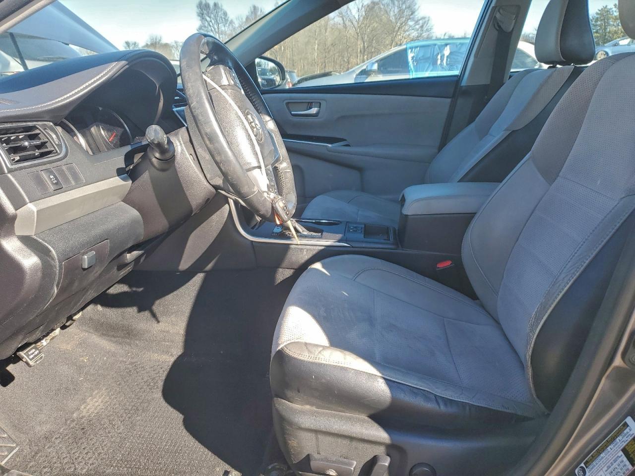 2015 TOYOTA CAMRY