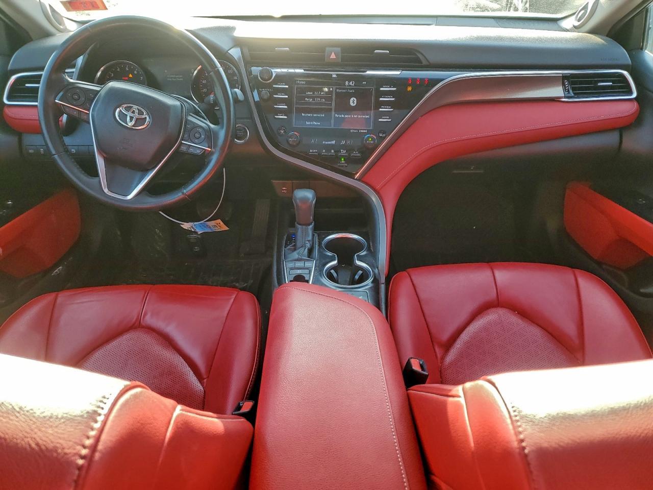 2018 TOYOTA CAMRY