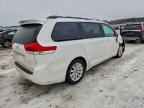 2011 TOYOTA SIENNA
