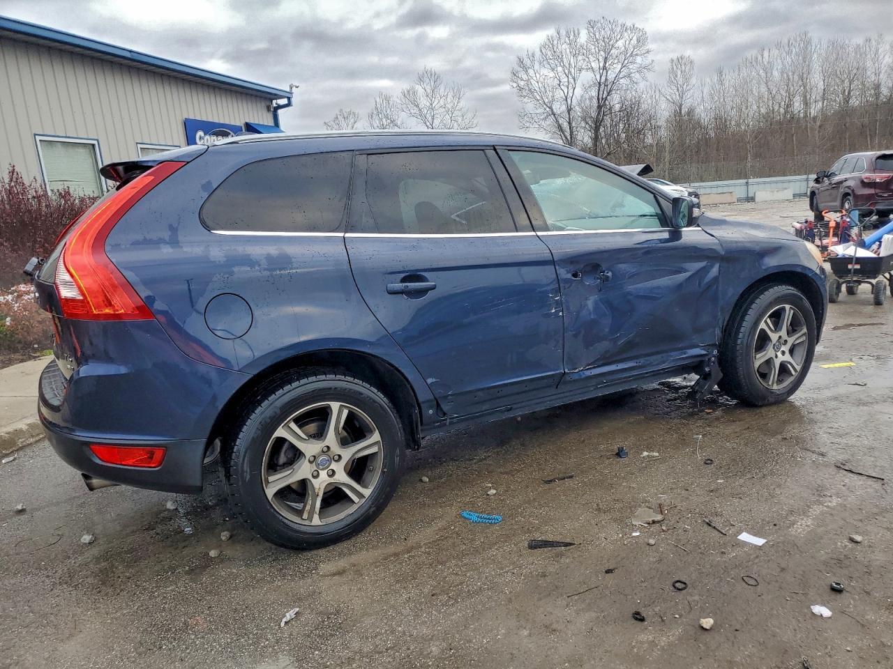 2013 VOLVO XC60