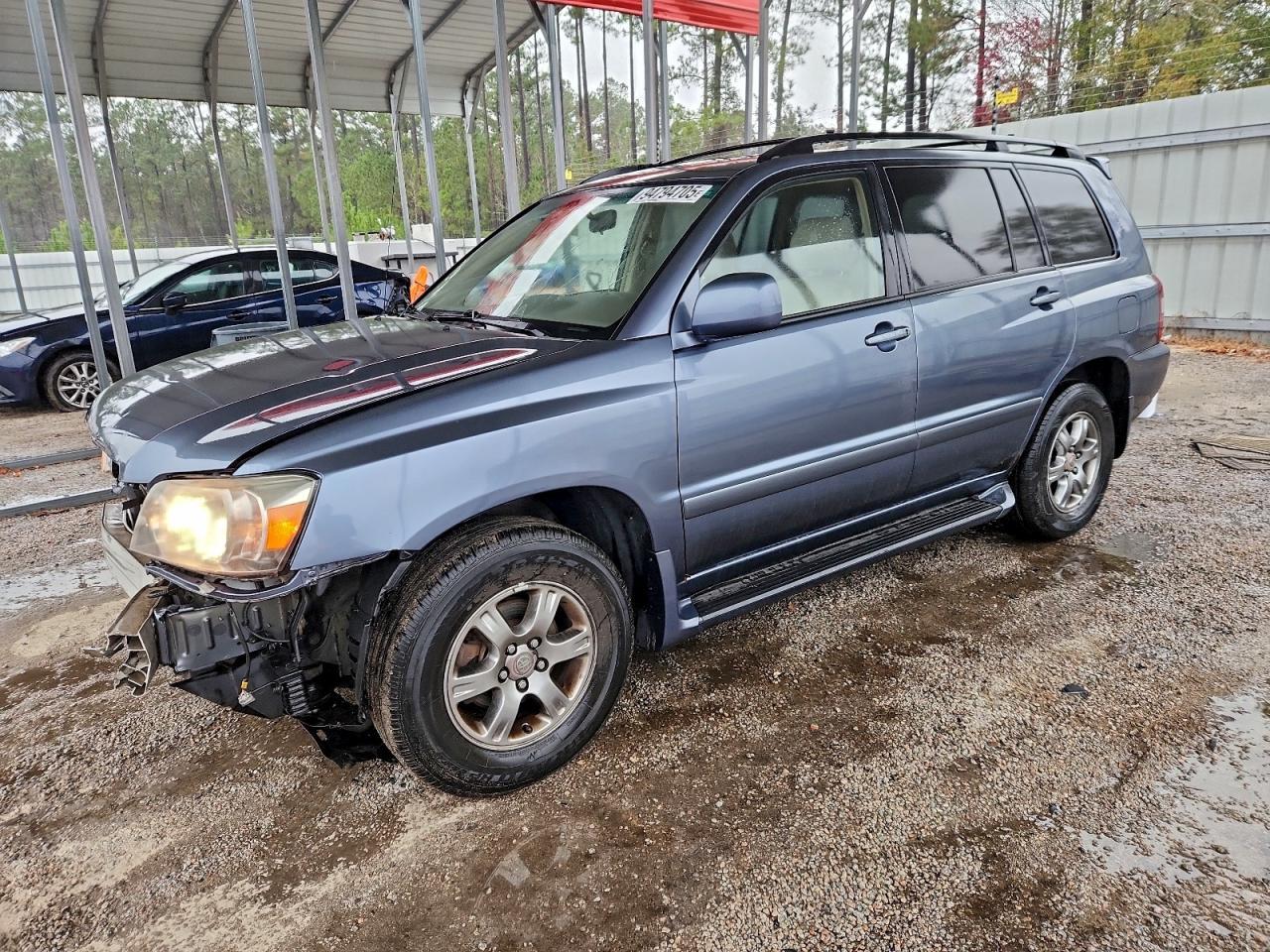2005 TOYOTA HIGHLANDER