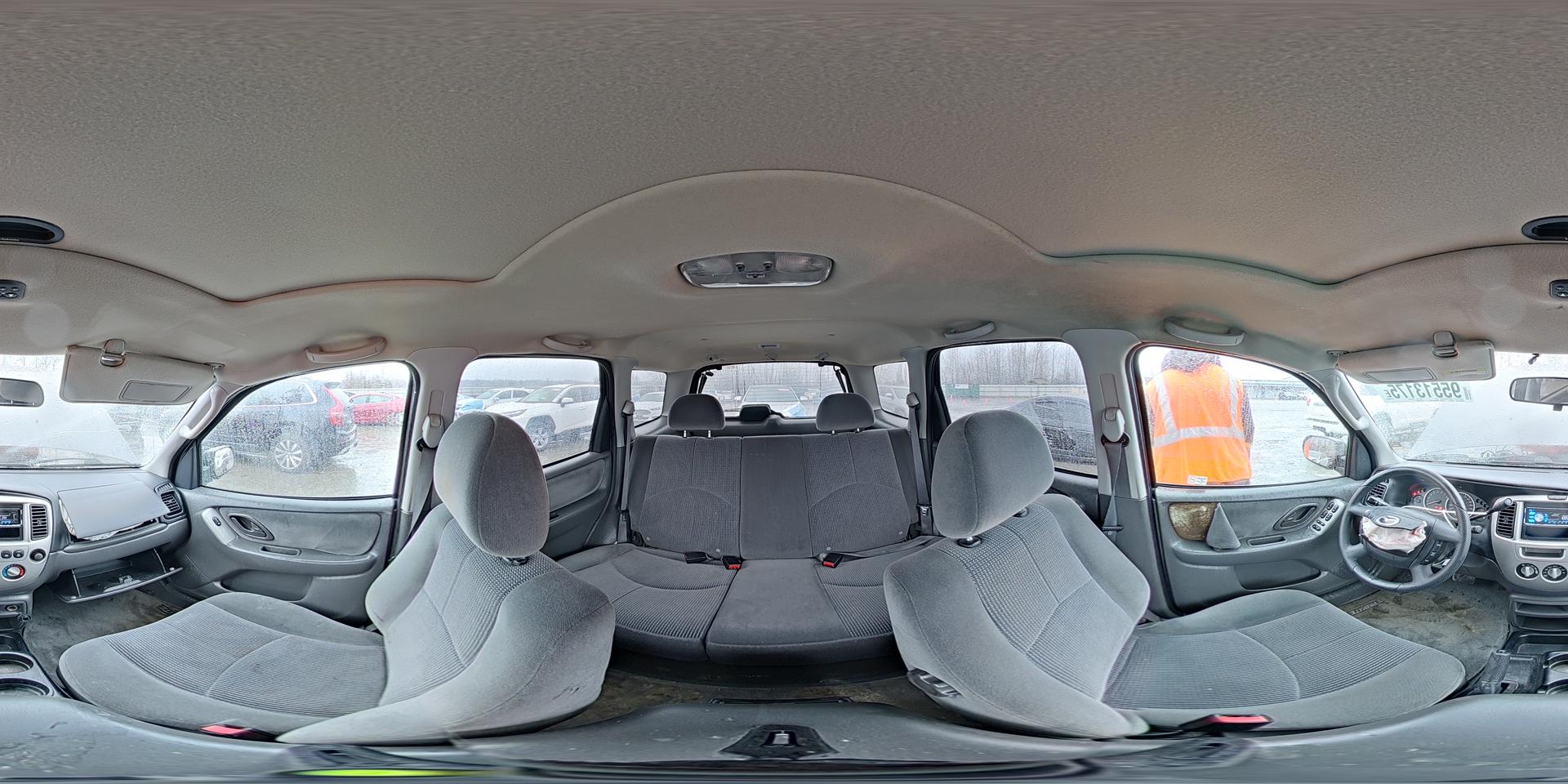 2004 MAZDA Tribute