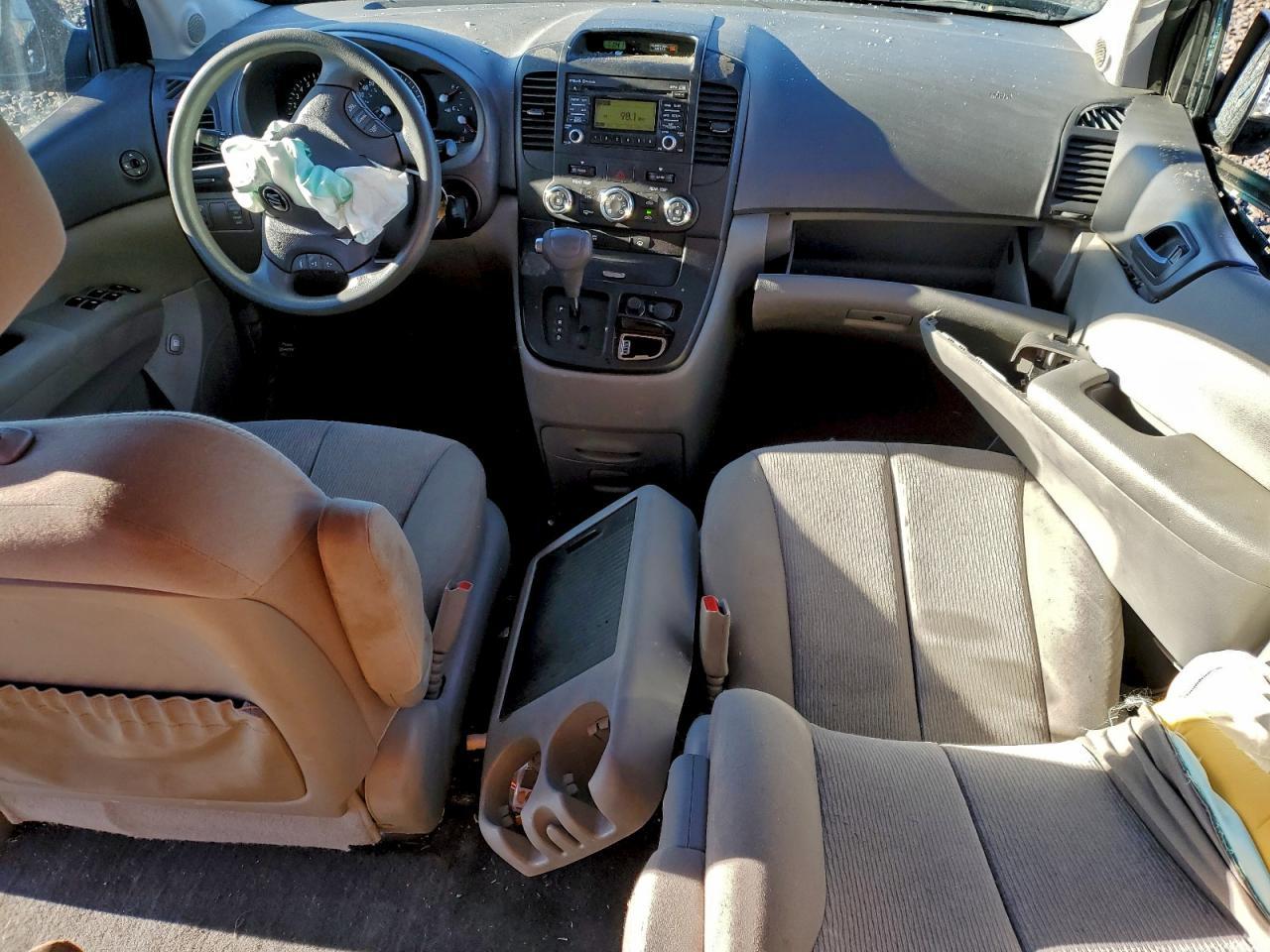 2014 KIA SEDONA