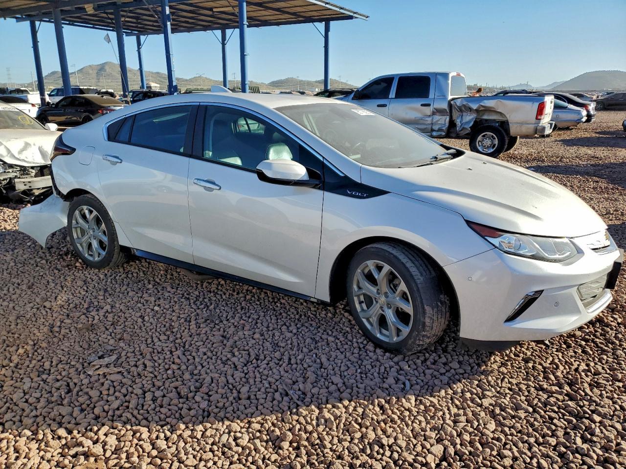 2017 CHEVROLET VOLT