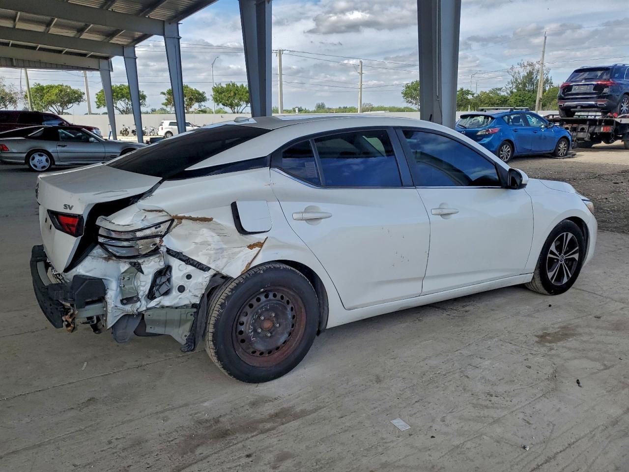 2022 NISSAN SENTRA