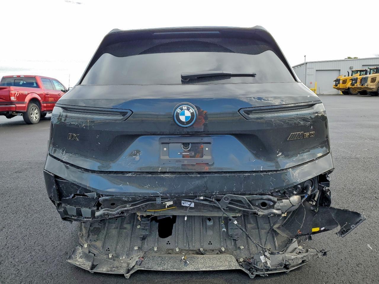 2025 BMW iX