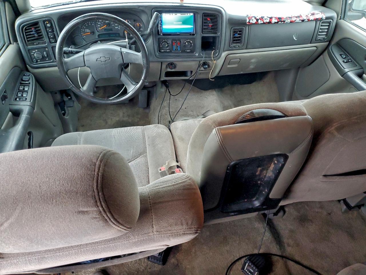 2003 CHEVROLET Tahoe