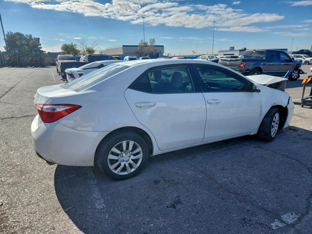 2015 TOYOTA COROLLA