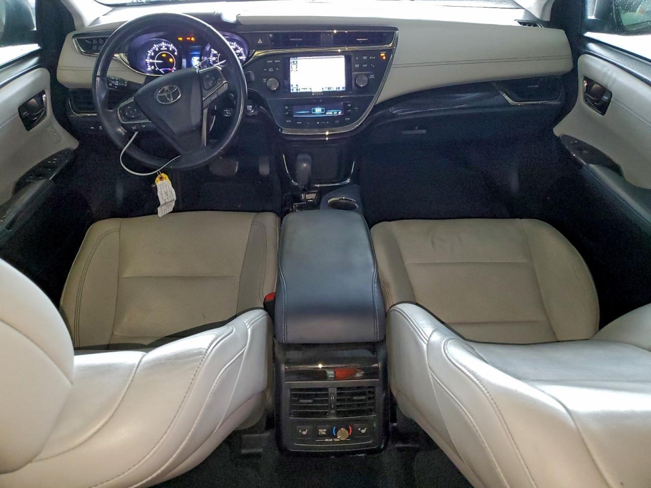 2013 TOYOTA Avalon