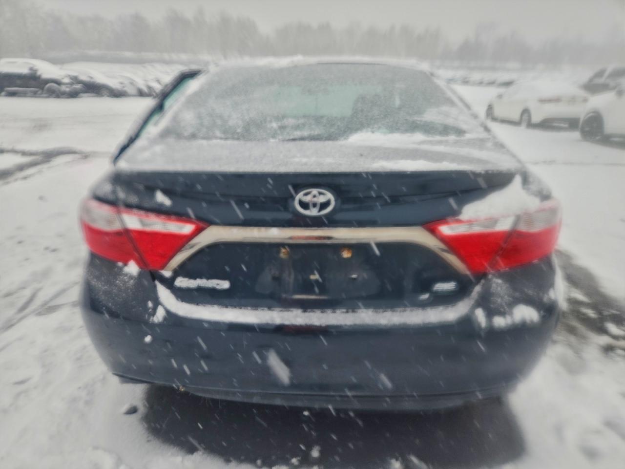 2016 TOYOTA CAMRY