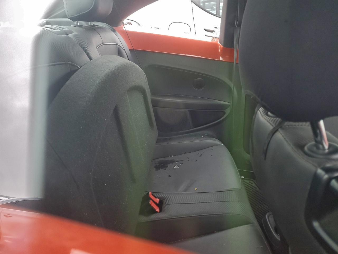 2016 VOLKSWAGEN Beetle