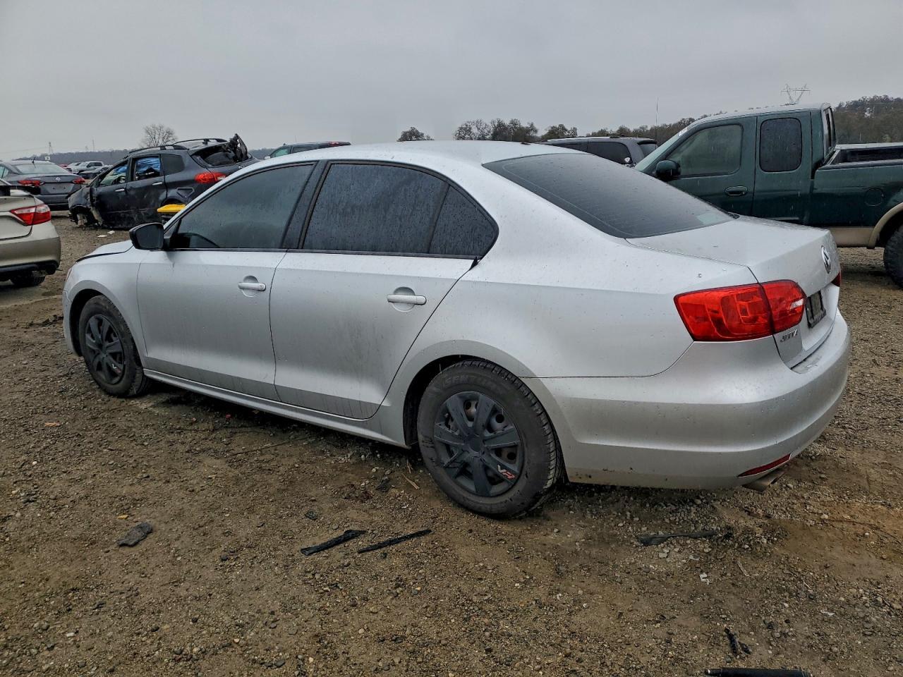 2013 VOLKSWAGEN JETTA