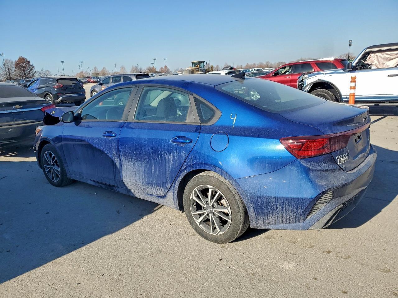 2023 KIA FORTE