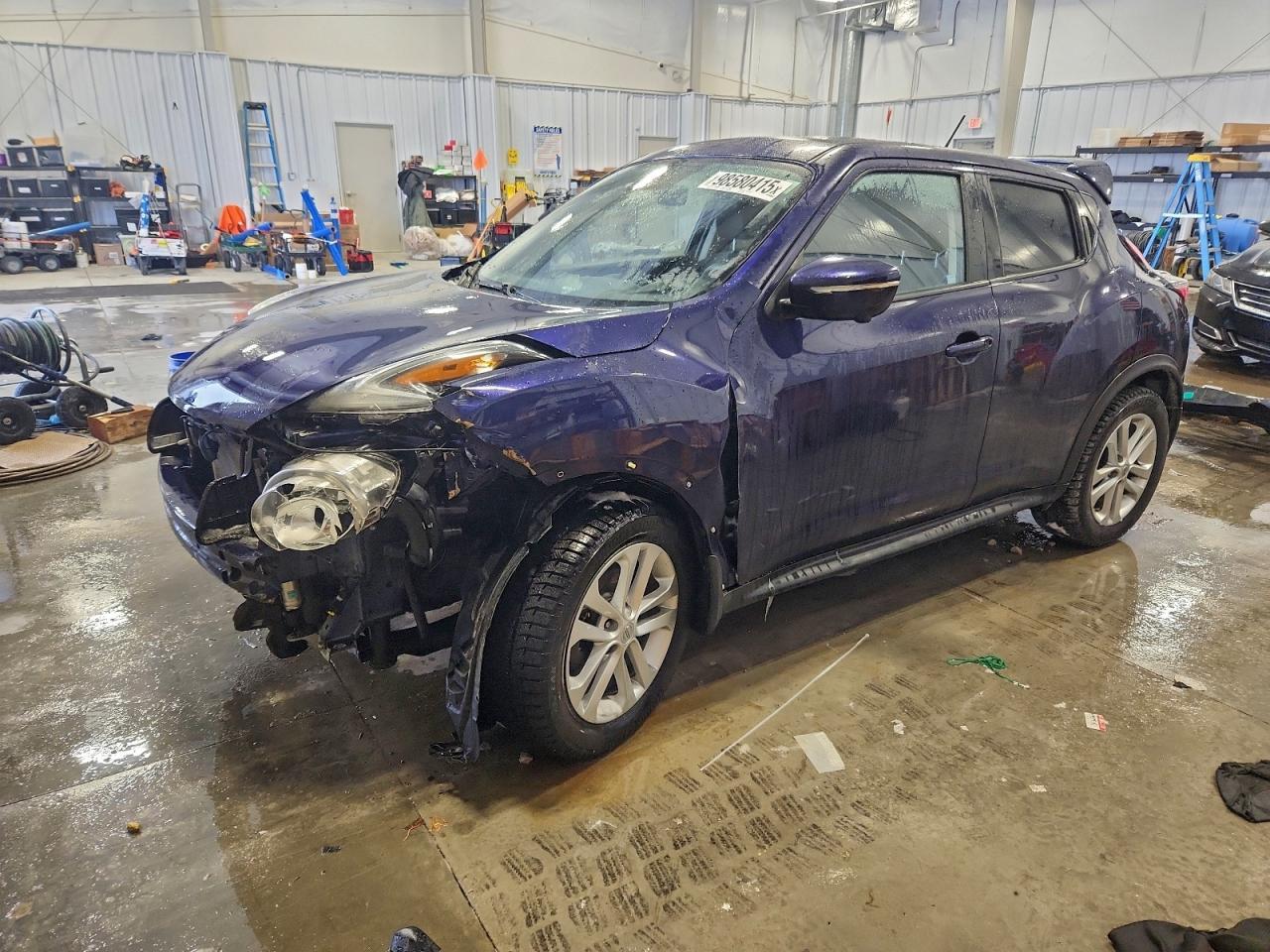 2015 NISSAN Juke