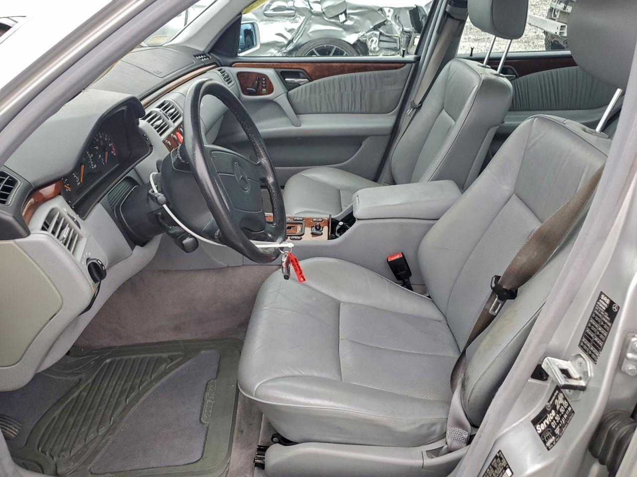 1999 MERCEDES-BENZ E-Class